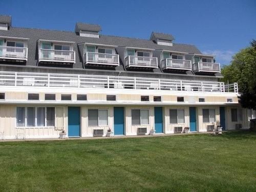 The Windswept Inn ชาร์ลสทาวน์ ภายนอก รูปภาพ