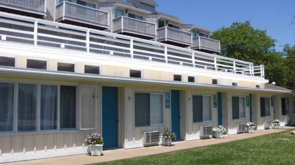 The Windswept Inn ชาร์ลสทาวน์ ภายนอก รูปภาพ
