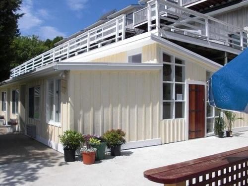 The Windswept Inn ชาร์ลสทาวน์ ภายนอก รูปภาพ