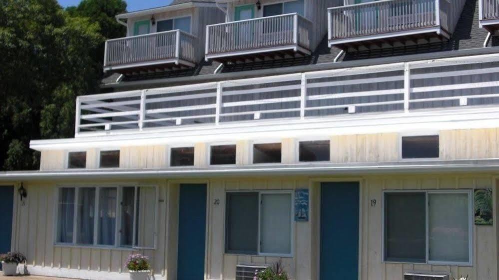 The Windswept Inn ชาร์ลสทาวน์ ภายนอก รูปภาพ